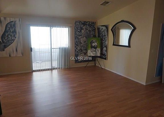 5th image of 2309 Shady Hill Ave