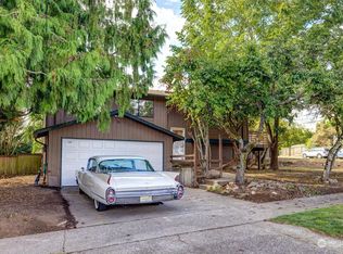 7701 34th Ave SW, Seattle, WA 98126