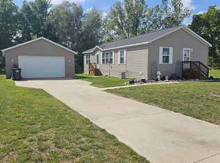 23012 Evergreen Cir, Chelsea, MI 48118