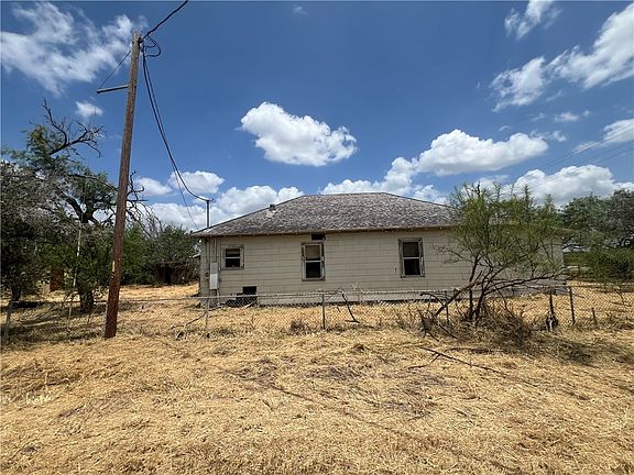3rd image of 309 County Road 334