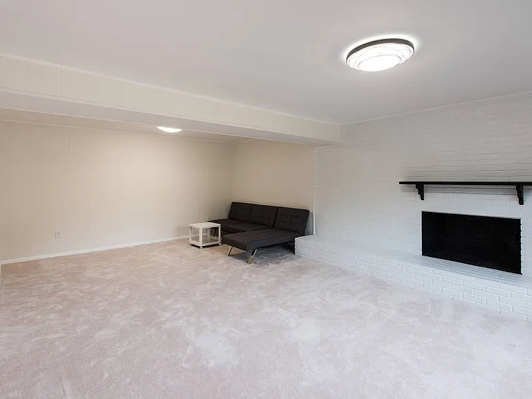 1618 Palm Springs Dr — Photo 4