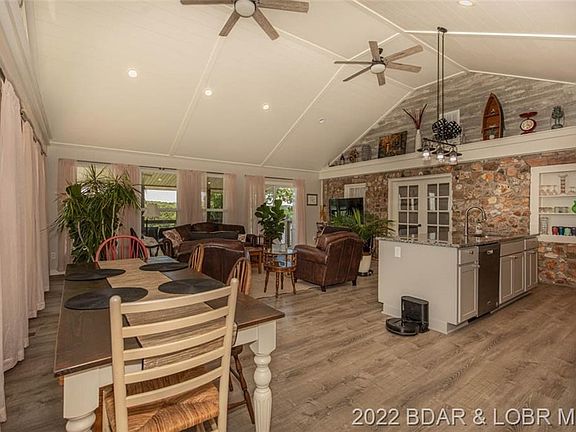 2nd image of 28045 Vasser Ln