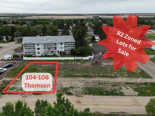 104-106 Thomson Street, Outlook, SK S0L 2N0