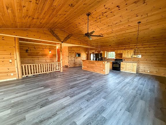 4th image of 4865 Schmidt Rd