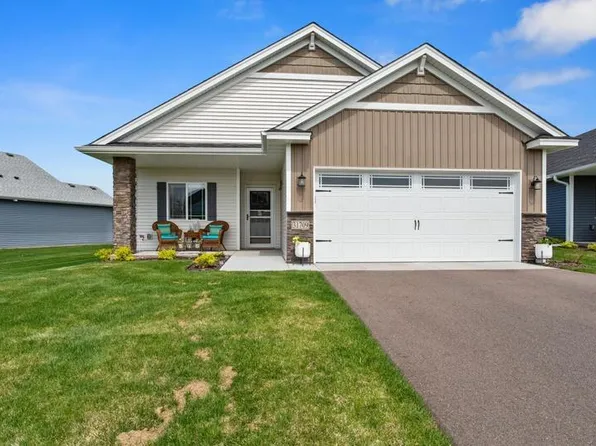 31709 Newport Curv, Lindstrom, MN 55045