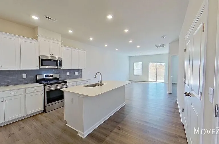 12 Fernhill Ln — Photo 10