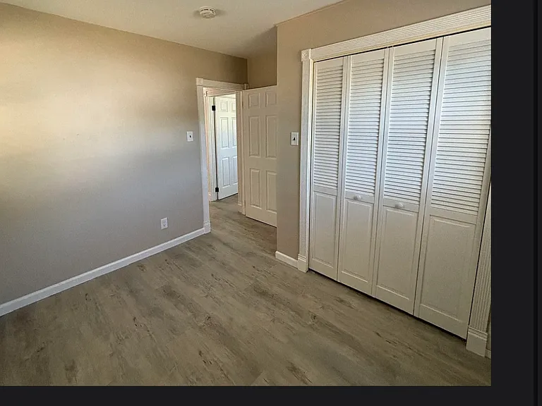 11 Oxford Dr — Photo 7