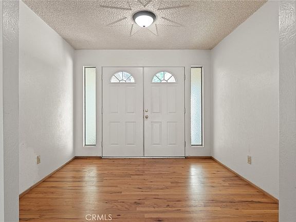 3rd image of 14480 Warren Ave