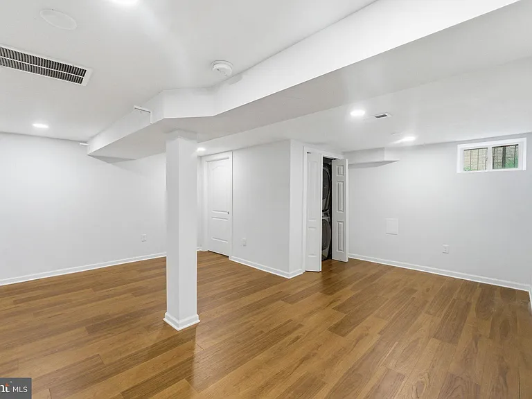 517 Lebaum St SE — Photo 42
