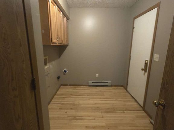2nd image of 1902 Brookhaven Dr