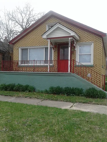 3956 Monroe St Photo 1