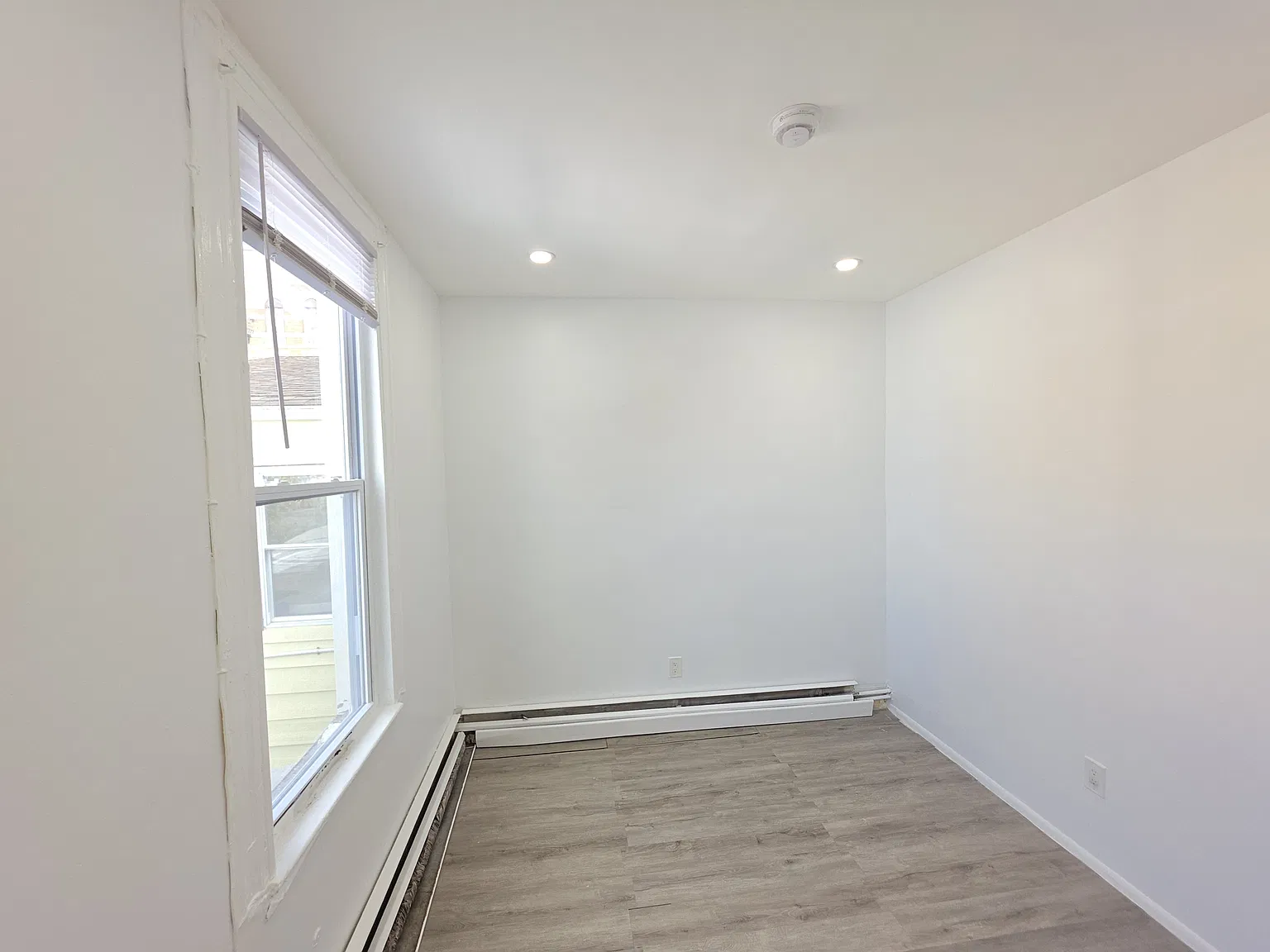 1 bed, 500 sqft, $1,650 — Photo 3