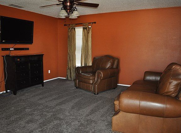 2nd image of 601 Beckley Dr
