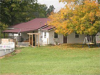 4th image of 7151 S County Road 575 E