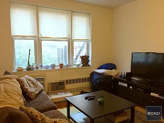 Rented by Bond New York