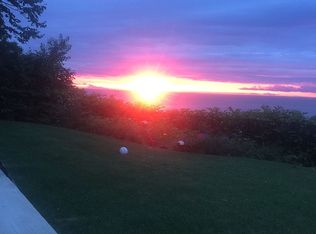 7 Riverhead Rd, Sound Beach, NY 11789