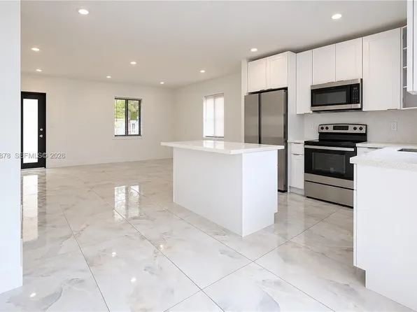835 NW 126th St, North Miami, FL 33168