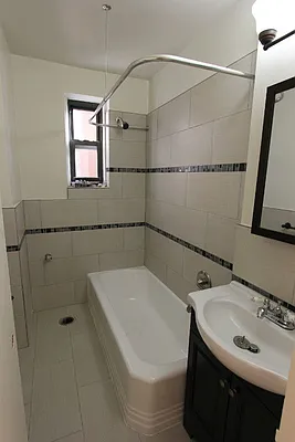 Rented by Silverstein Collection LLC  | media 23