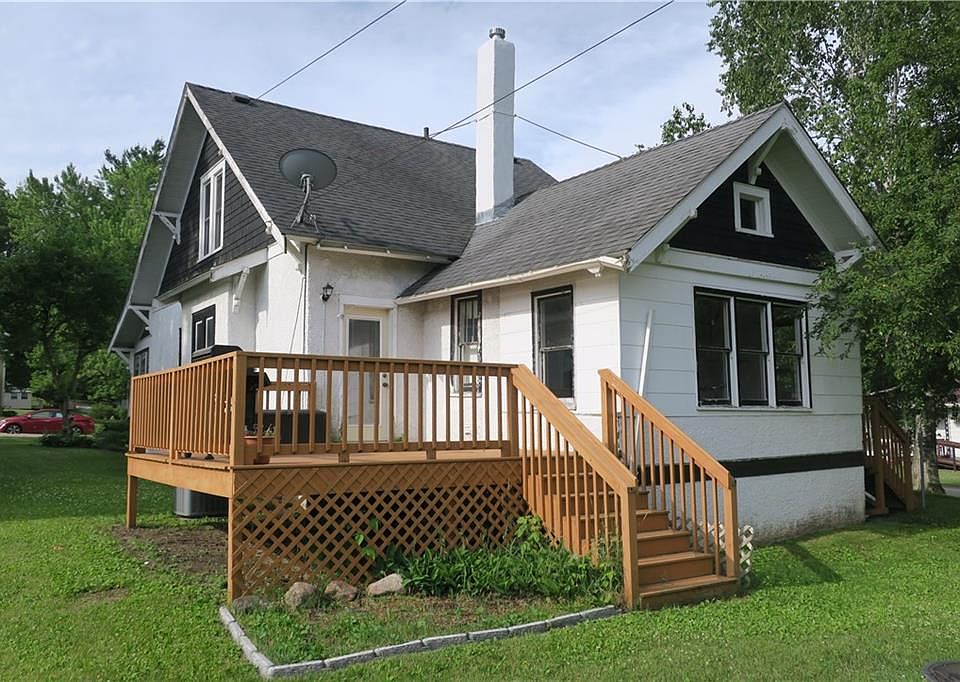 1st image of 206 E Race Ave