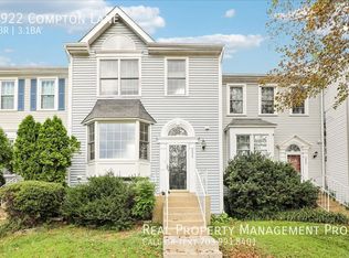 6922 Compton Ln, Centreville, VA 20121