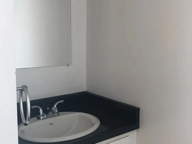 7831 Glencoe Dr #3 — Photo 5