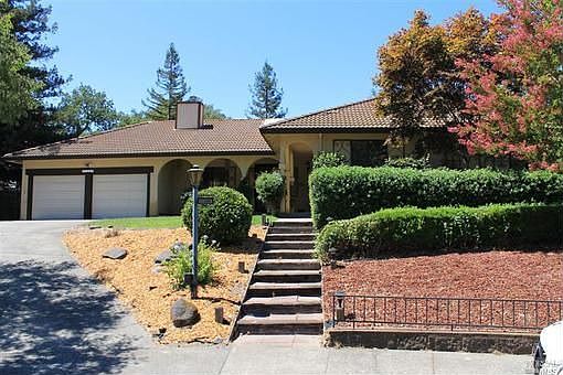 1st image of 15580 Maplewood Dr