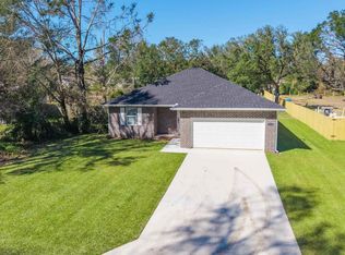 5930 Clark Rd, Milton, FL 32570