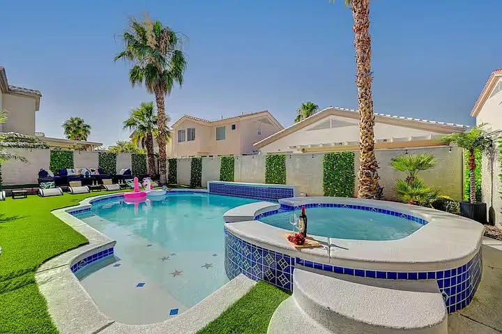 342 Turtle Peak Ave — Photo 2