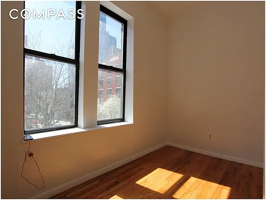 Rented by Compass | media 7