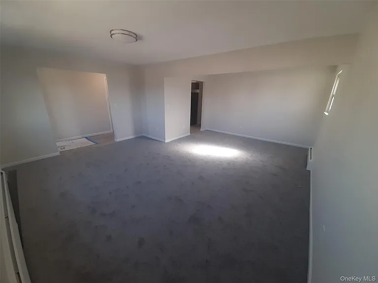 121 Nassau Ln #2 — Photo 4