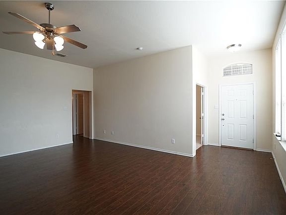 3rd image of 1006 Sipapu Ct