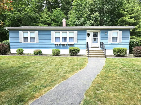 21 Oldfield Dr, Kingston, MA 02364