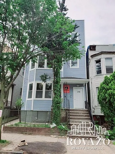 179 S 7th St #2A Photo 1 179 S 7th St #2A Photo 1