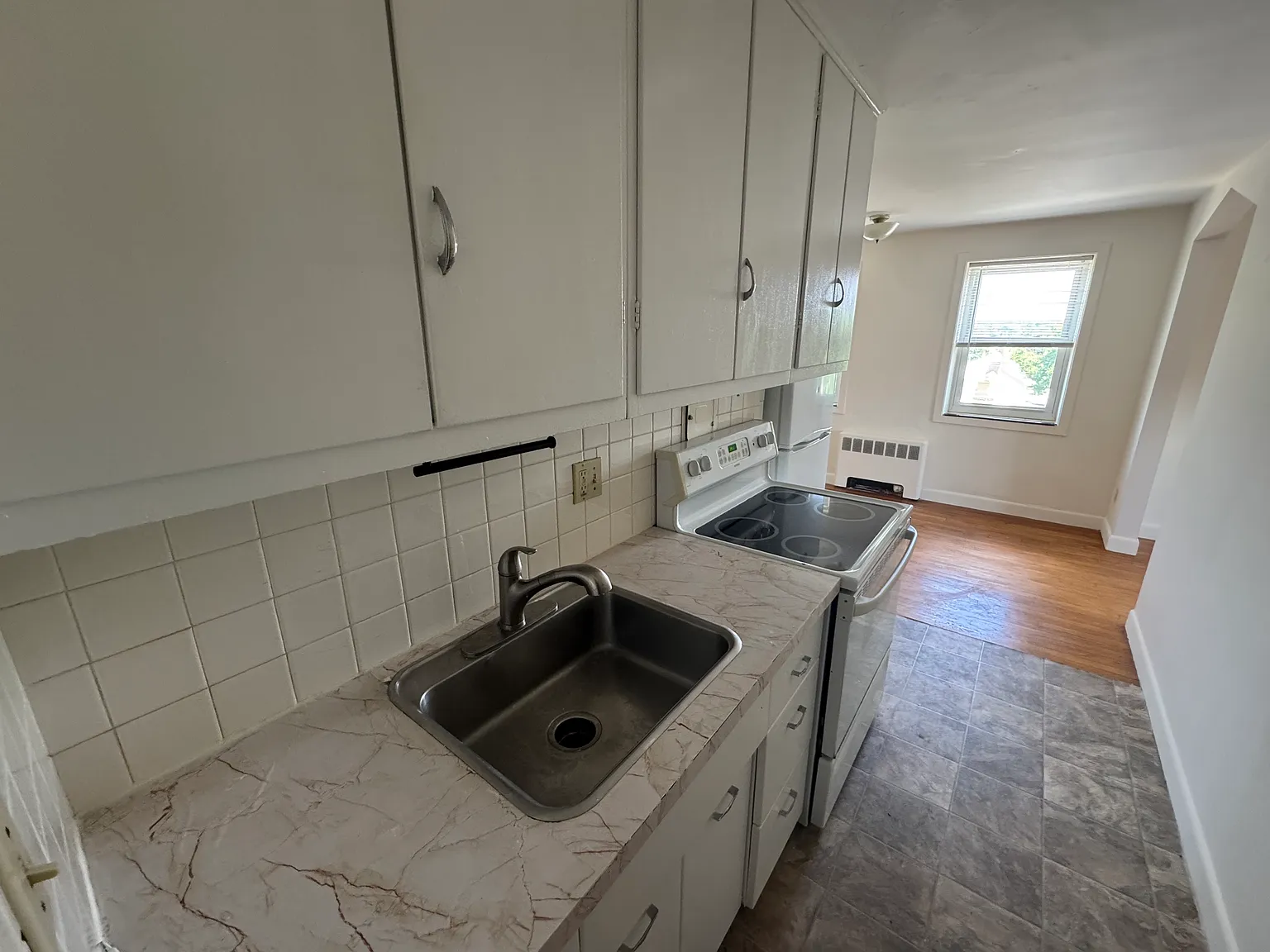 2 bed, $2,500 — Photo 2