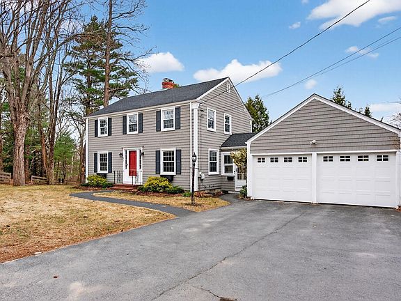 3rd image of 51 Flaggy Meadow Road