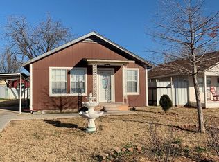 209 SW 5th St, Andrews, TX 79714