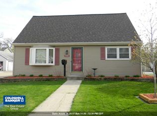 1446 Crooks St, Green Bay, WI 54301