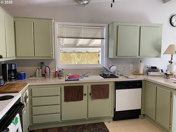 5th image of 700 N Mill St Unit 4