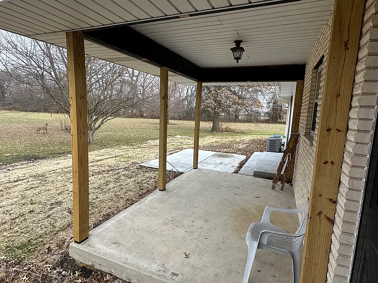 60 W Dupont Rd — Photo 11