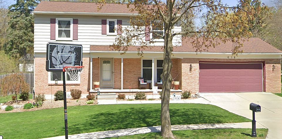 1st image of 618 Bainbridge Dr