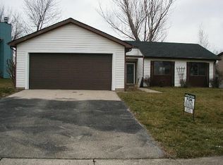 3030 Timber Hill Ct, Aurora, IL 60504