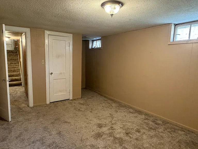 105 S Hartup St — Photo 10
