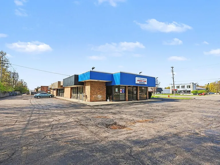 30000 Orchard Lake Rd #SWT A B OR C — Photo 27