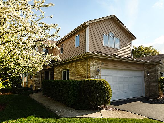 2nd image of 7929 Richardson Ln