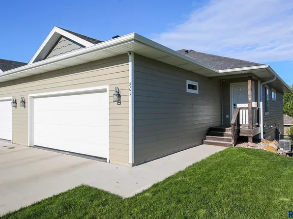 809 N Sherwood Ave, Sioux Falls, SD 57103