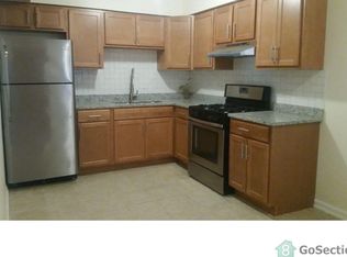 8325 S Drexel Ave, Chicago, IL 60619