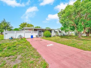 4551 Orange Blossom Dr, Zephyrhills, FL 33542