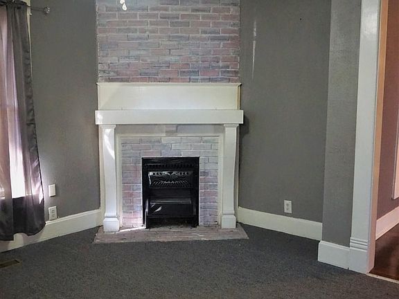 5th image of 429 King St