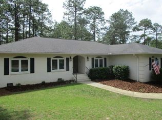 10 Brunswick Ln, Pinehurst, NC 28374