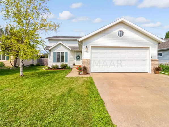 5425 18th St S, Fargo, ND 58104